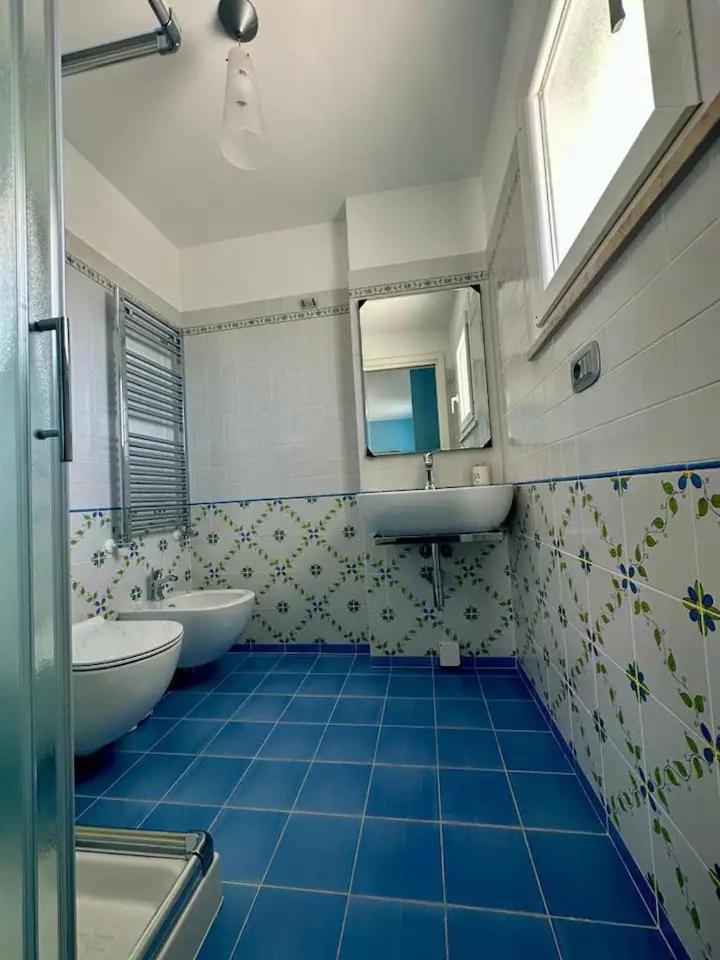 Sigis House - Independent Apartment Sea View Fiumicino Buitenkant foto