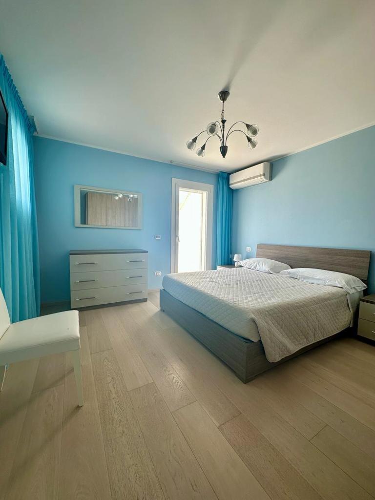 Sigis House - Independent Apartment Sea View Fiumicino Buitenkant foto