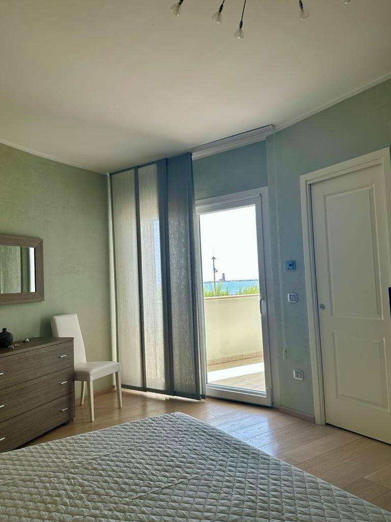Sigis House - Independent Apartment Sea View Fiumicino Buitenkant foto
